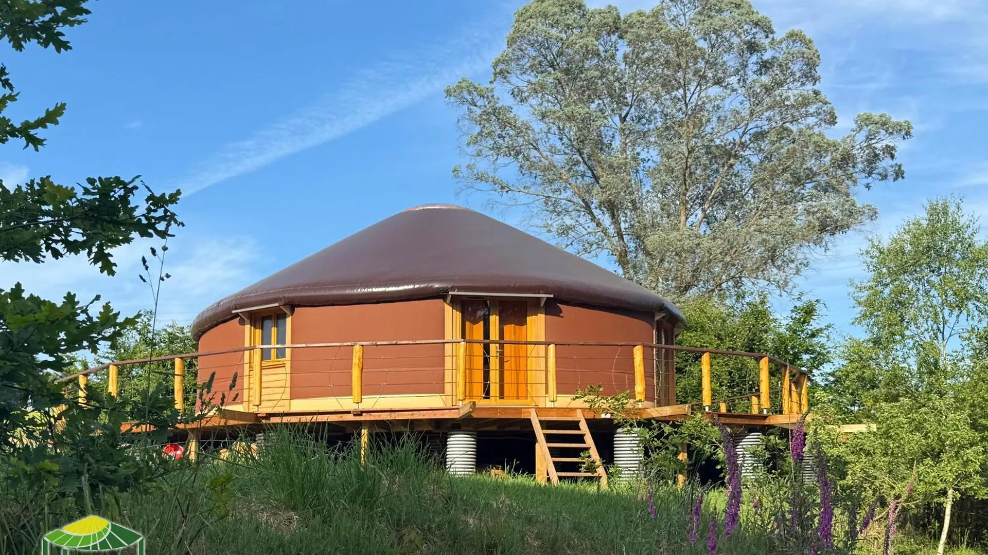 Nouveau !!!! Yourte Contemporaine Arzano Semesterbostad